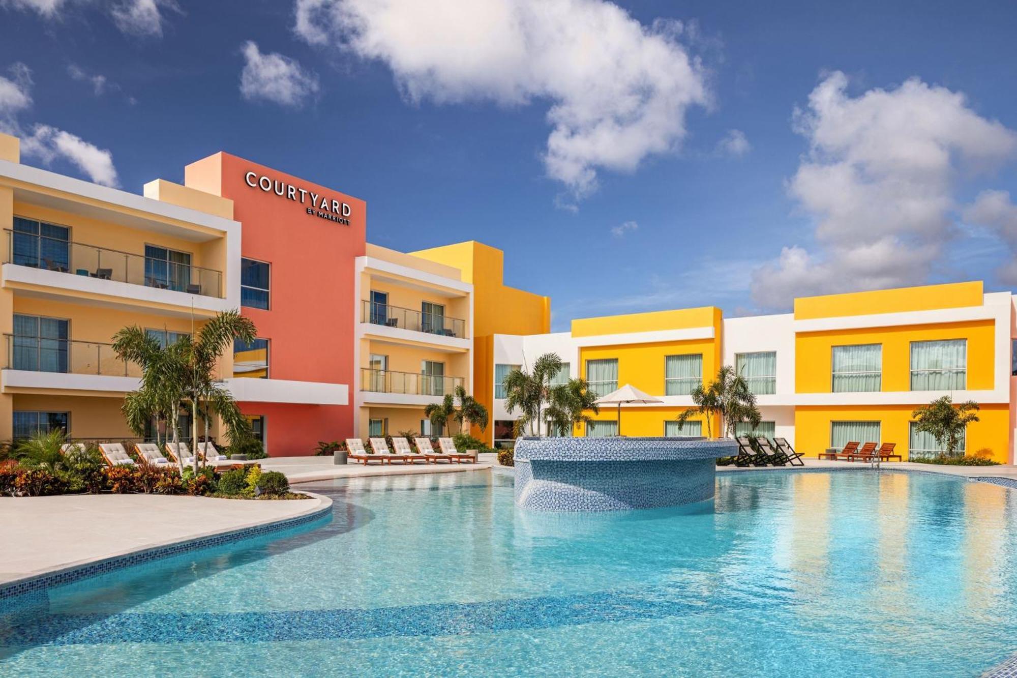 Courtyard By Marriott Curacao Hotel Willemstad Exterior photo